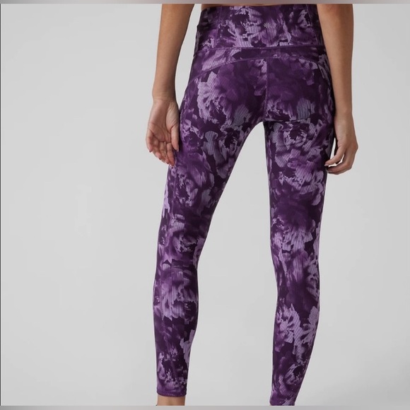 Athleta Women's Purple Pattern Leggings - Picture 2 of 9